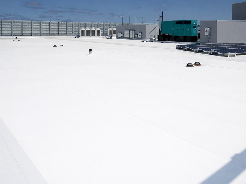 Why a Lot of Commercial Flat Roofs Are White
