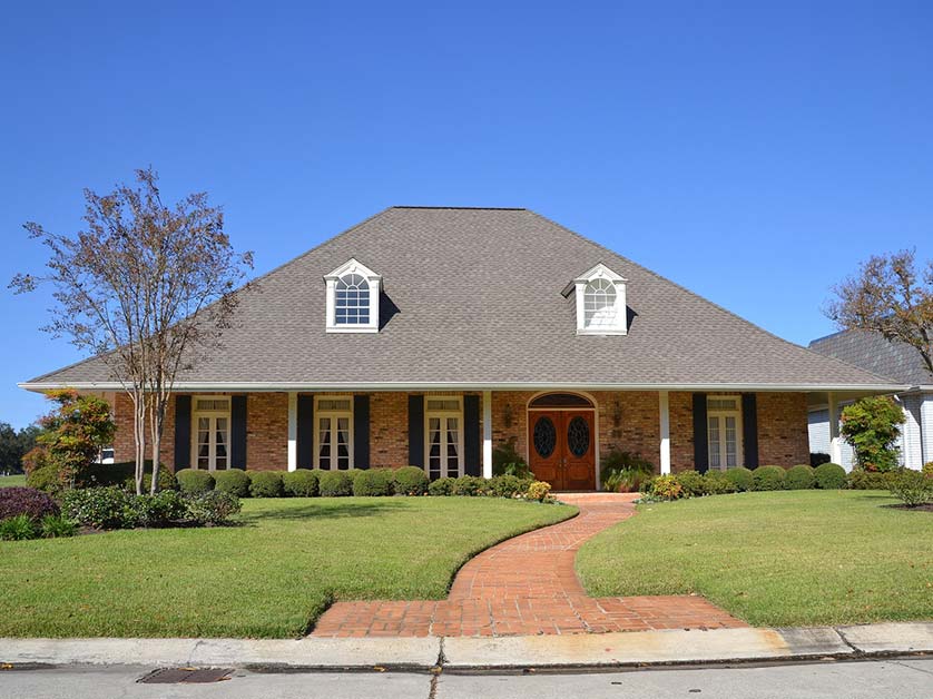 Protecting the Garden and Exterior During Roof Installations