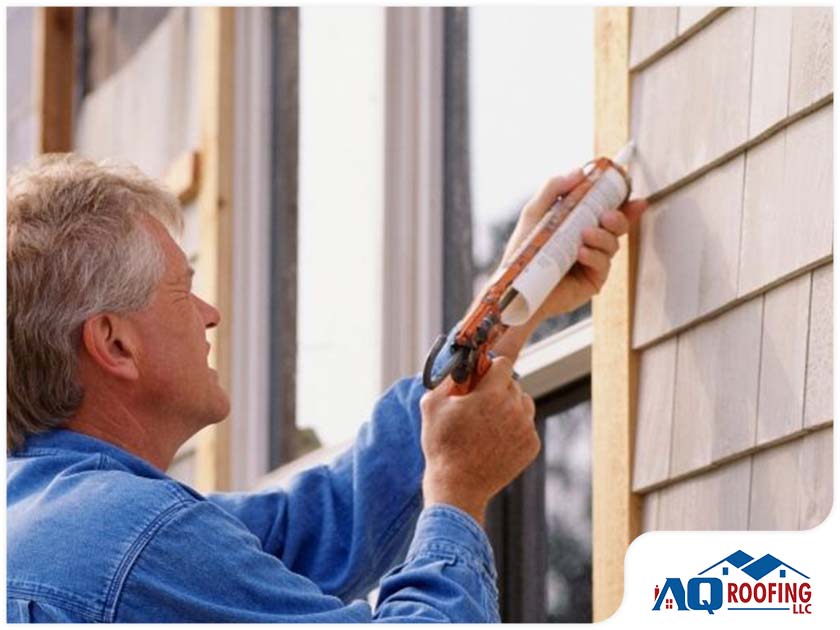 Fast Facts About Caulking for Siding