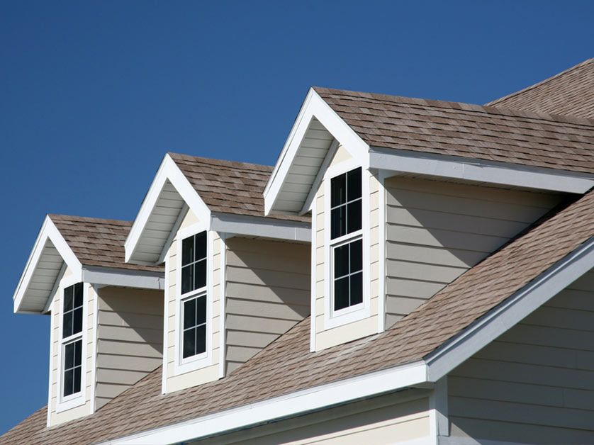 How Your Roof's Condition Affects Your Home Insurance Premiums
