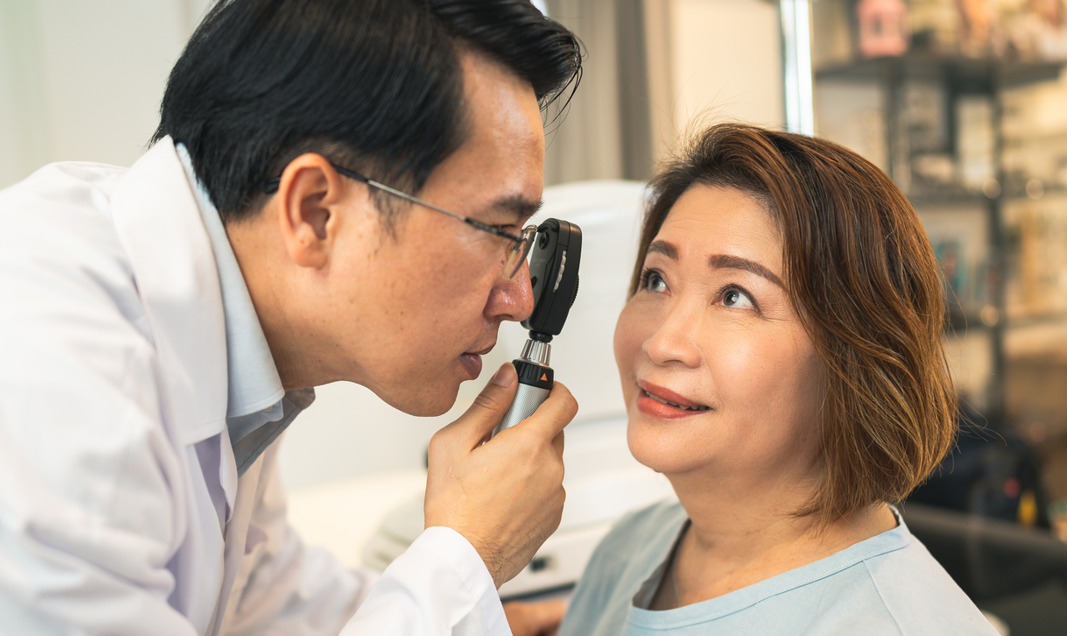 Get Your Eyes Checked After a Concussion
