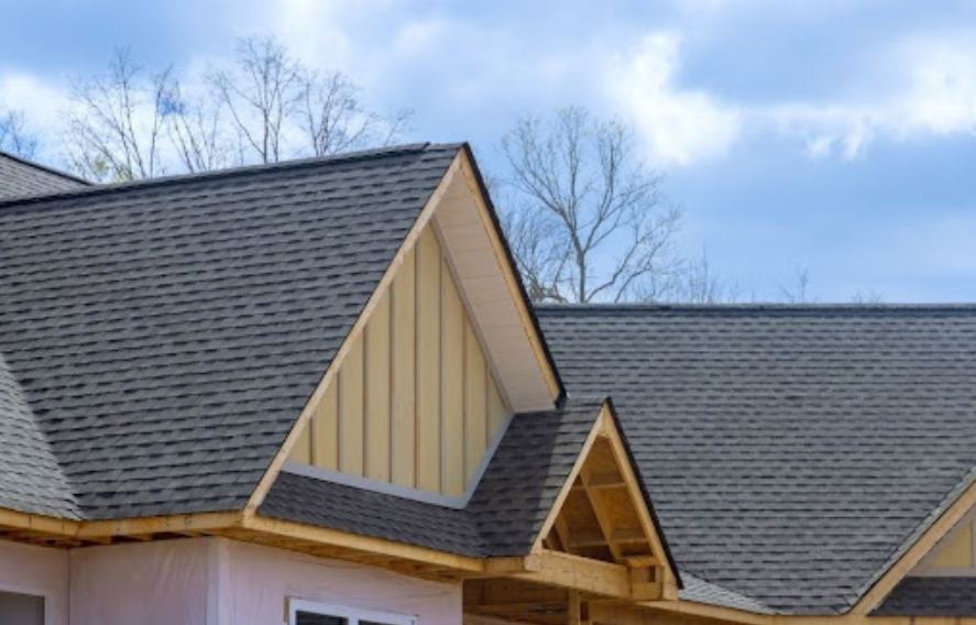 How Your Roof's Condition Affects Your Home Insurance Premiums