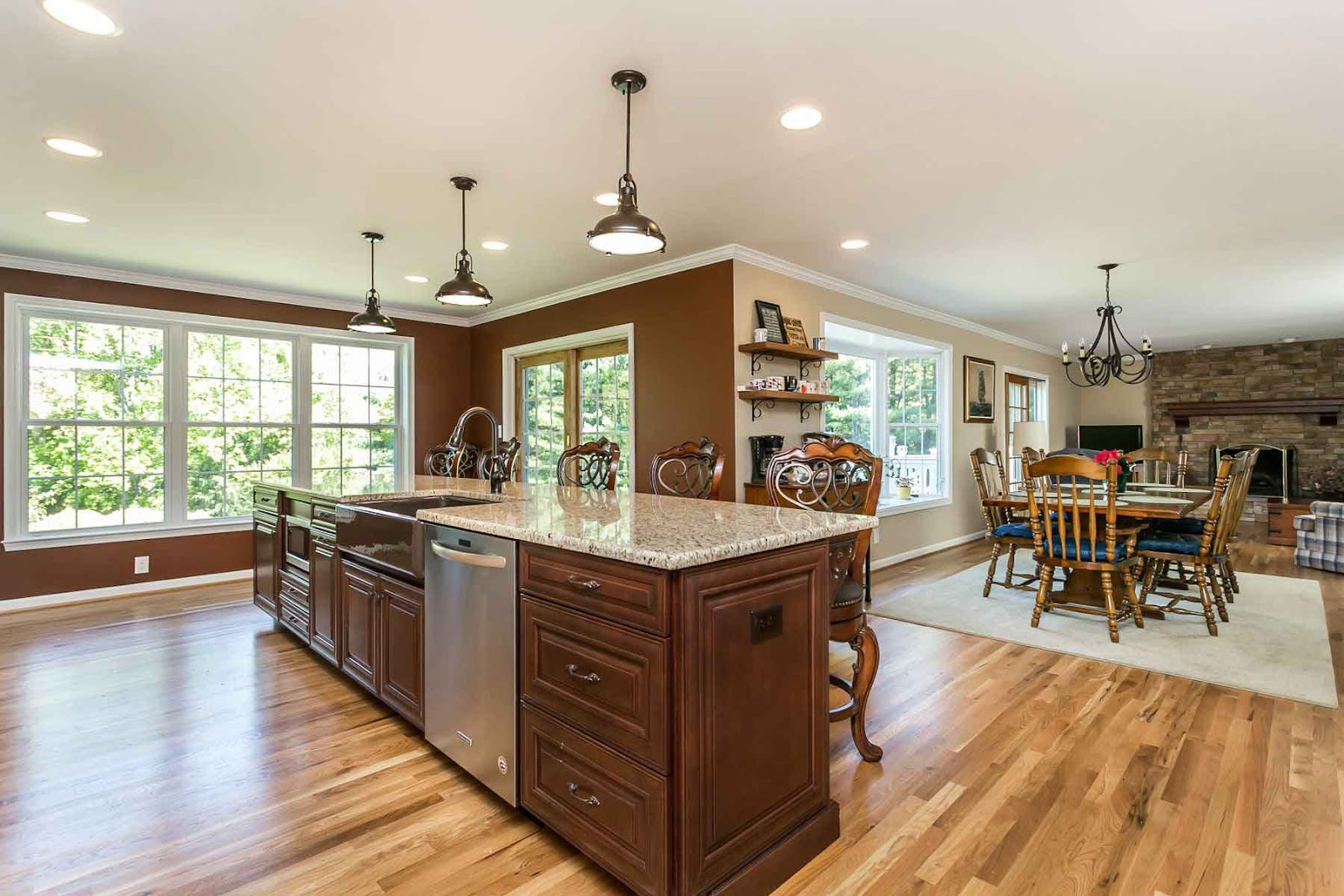 Why We (Still) Love Open Living Spaces