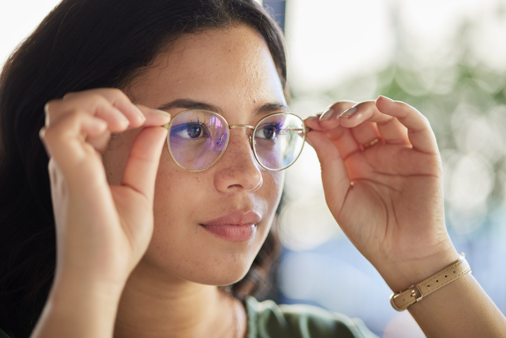 The Pros and Cons of Transition Lenses