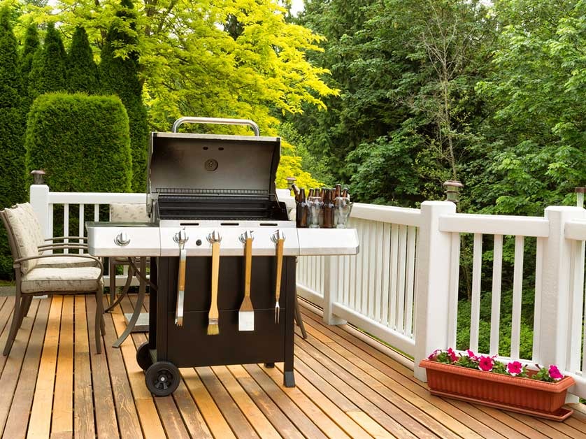 A 7-Point Checklist to Get Your Deck Ready for BBQ Season