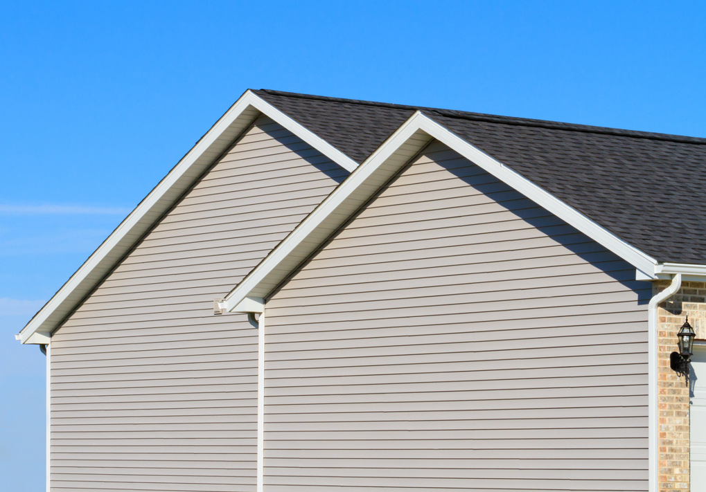 Why Cheaper Isn't Always Better When It Comes to Siding Replacement