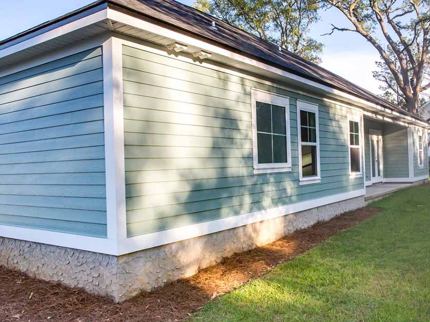 6 Common Reasons Siding Fades