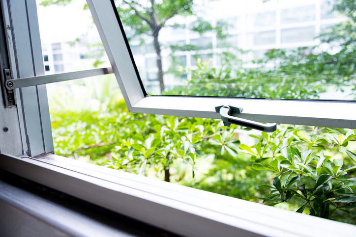 How the Right Windows Improve Your Home's Ventilation