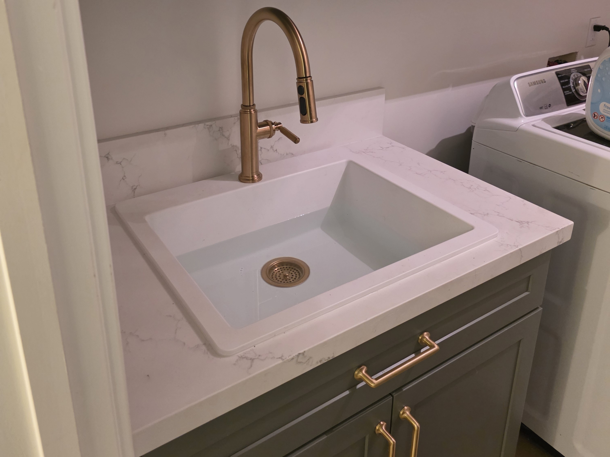 E88a5770b11c3ad5ca44904c6c5eef4f3c3bf588 1767950540334