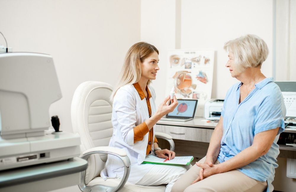 The Link Between Neck Pain and Your Vision